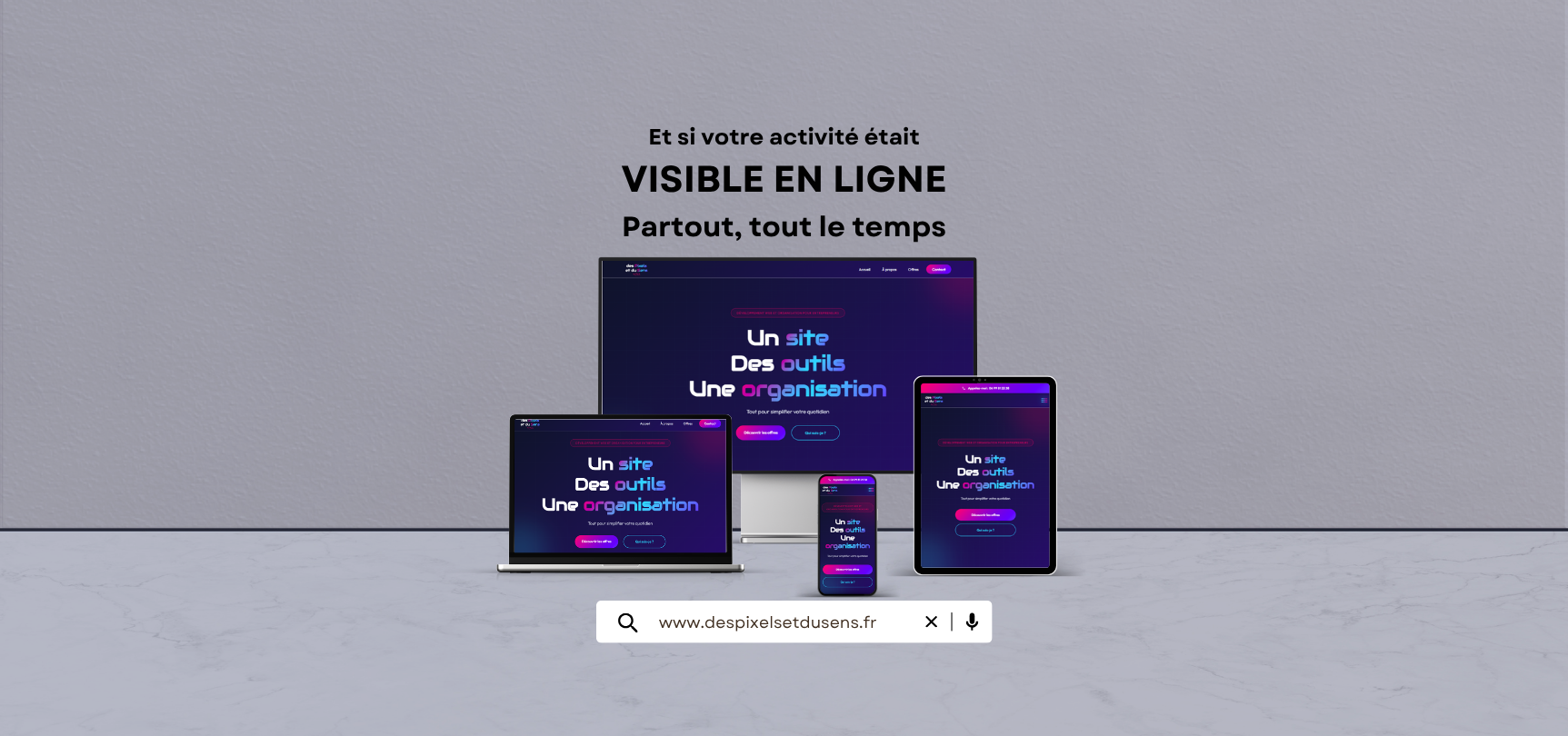 Maquette minimaliste et neutre d'ordinateur multi-appareils pour le lancement de site web